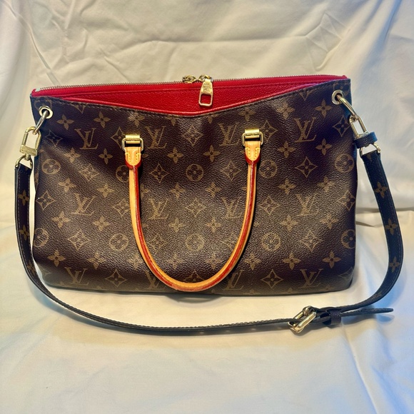 LOUIS VUITTON Z. Wallet & Pallas MNG Cerise Purse - A+ Cond. Orig Receipt/Bag - Picture 7 of 16